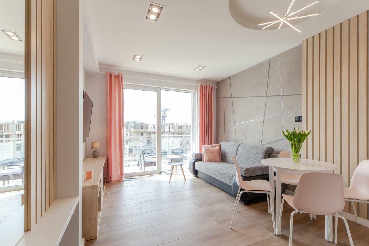 Apartment Pink Flamingo By Noclegi Renters Miedzyzdroje Ngoại thất bức ảnh