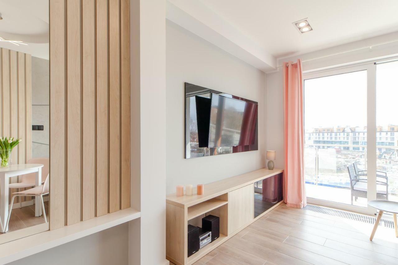 Apartment Pink Flamingo By Noclegi Renters Miedzyzdroje Ngoại thất bức ảnh