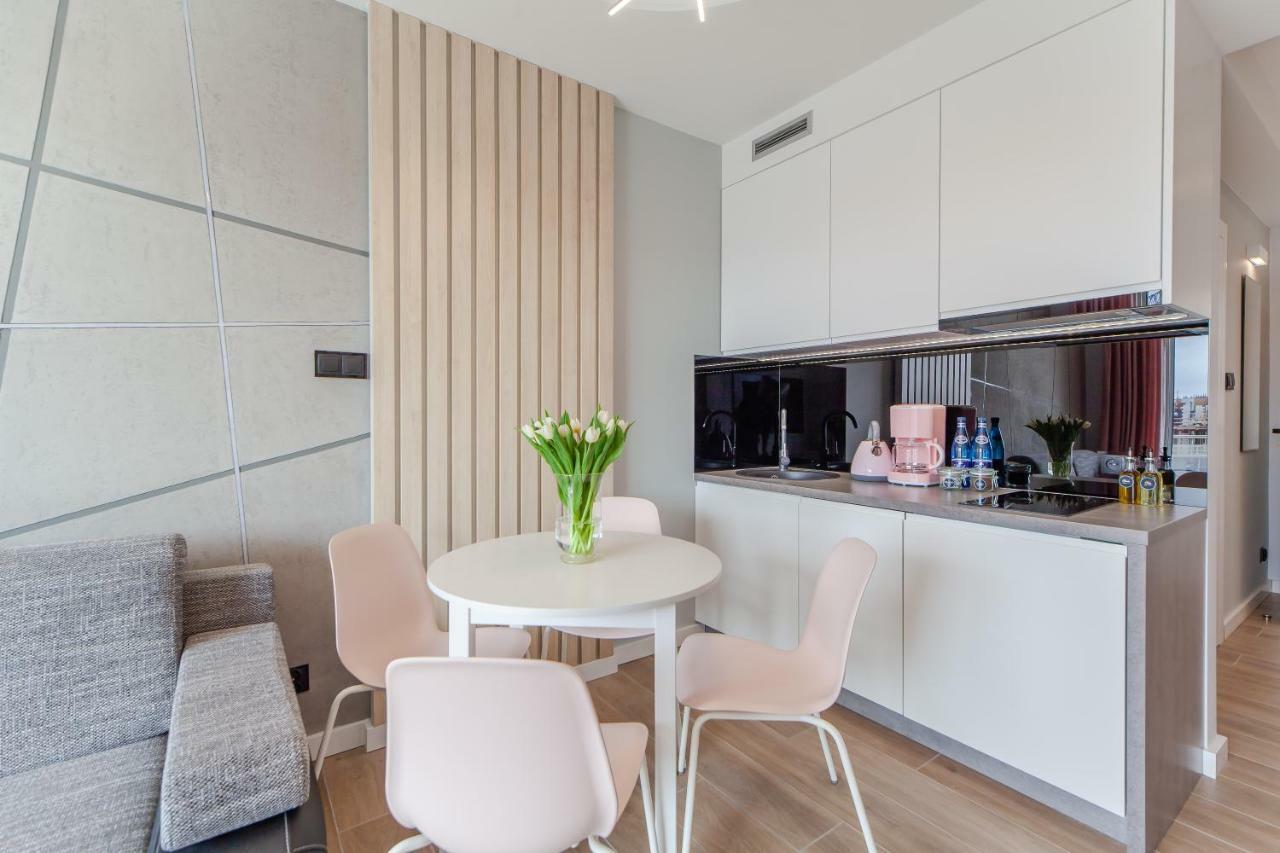 Apartment Pink Flamingo By Noclegi Renters Miedzyzdroje Ngoại thất bức ảnh